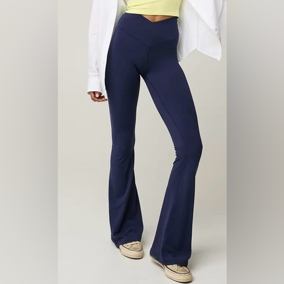 aerie Pants - OFFLINE By Aerie Real Me High Waisted Crossover Flare Legging Navy New Medium